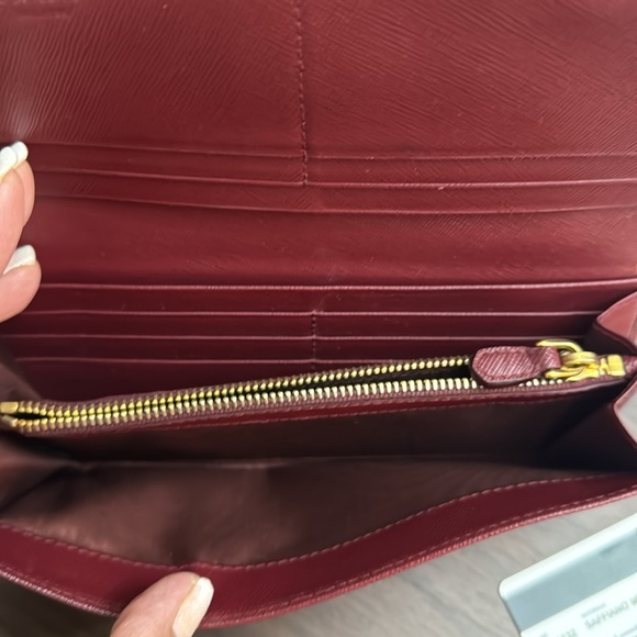 Authentic Prada Long Wallet Saphiano Leather- Burgundy Color - Picture 7 of 8